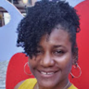 Meet your Posher, Tia